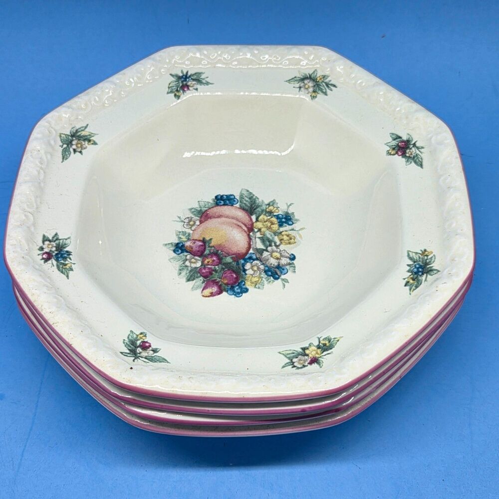 Avon Sweet Country Harvest 8.5" Rimmed Soup Bowls Bundle of 4